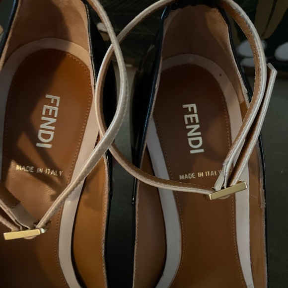 Fendi shoes - Picture 7 of 12